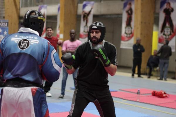 Phill Jonathan durante a competição no Chile