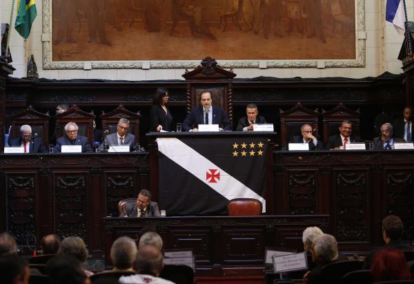 Presidentes de todos os poderes do Club estiveram presentes na Alerj