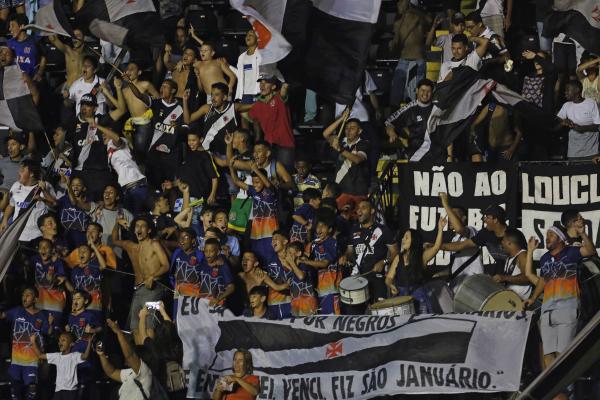 Torcida compareceu e incentivou muito o time