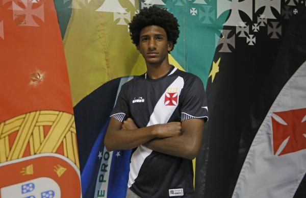 Talles fala da primeira oportunidade na seleção