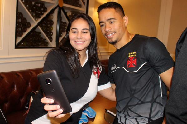 Pikachu também atendeu aos Gigantes em Curitiba