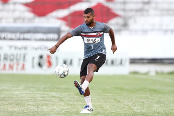 Volante canhoto chega para reforçar o Vasco até o fim do ano