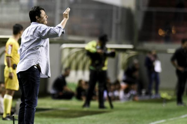 Adilson Batista, técnico do América-MG e que já treinou o Vasco