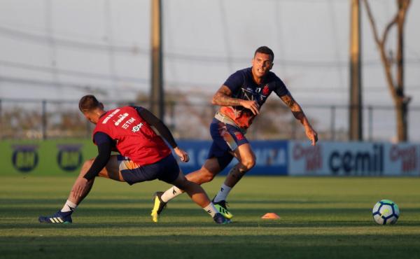 Ramon está à disposição para duelo em Salvador