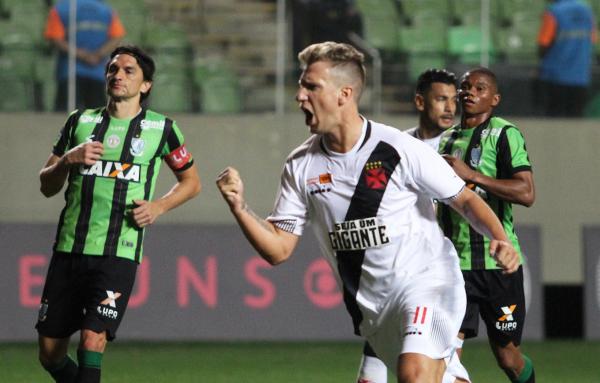 Maxi López é um dos destaques do Vasco no Brasileiro