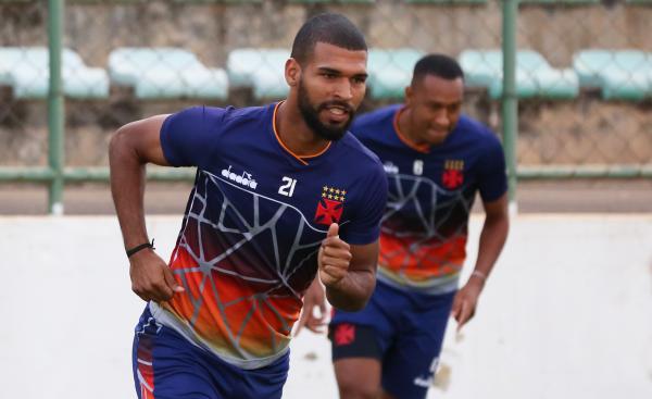 Willian Maranhão fez sua estreia diante do Vitória