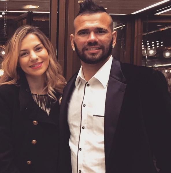 Leandro Castan e a esposa, Bruna