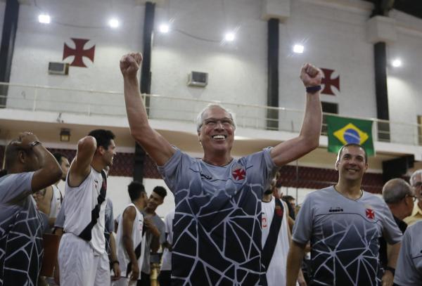 Bial espera por um Vasco valente no NBB