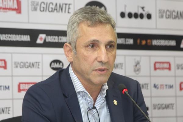 Campello e diretoria esperam obter empréstimo na próxima semana