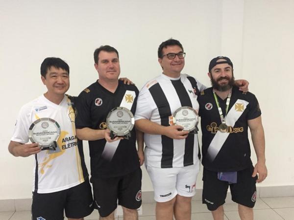 1º Rony Suzuky (BR), 2º Vitor Heremann (BR), 3º Giuseppe Sucuri (BR) e 4º Ednilson Gaffo (BR)