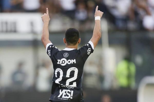 Pelo Vasco, Yago Pikachu marcou dois gols contra o Sport neste ano e ajudou na vitória por 3 a 2