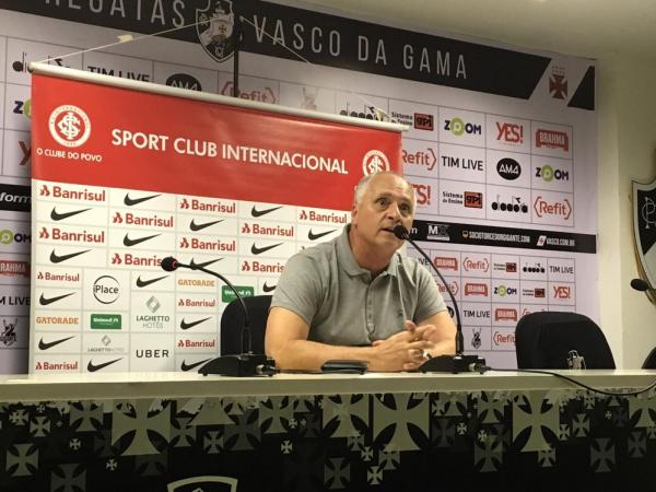 Marcelo Medeiros ficou inconformado pelo segundo jogo seguido