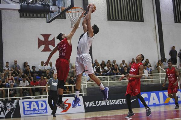 Lucão vai para a cravada