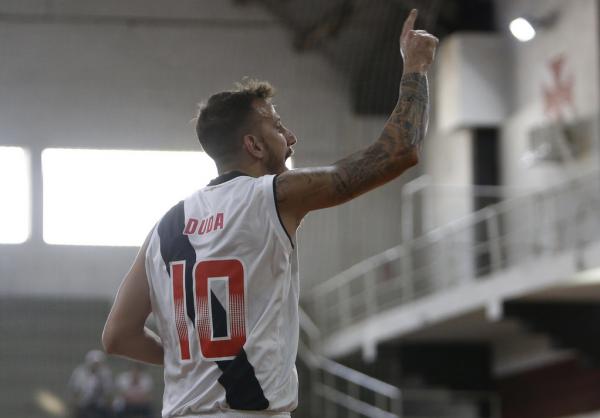Bicampeão do NBB CAIXA no Flamengo, Duda Machado chegou ao Vasco no início desta temporada