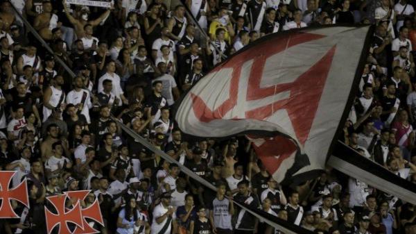 São Januário receberá grande público contra o Atlético-PR Foto: Marcelo Theobald / Agência O Globo