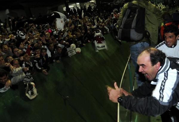 Ricardo Gomes foi da glória ao drama em poucos meses no comando do Vasco