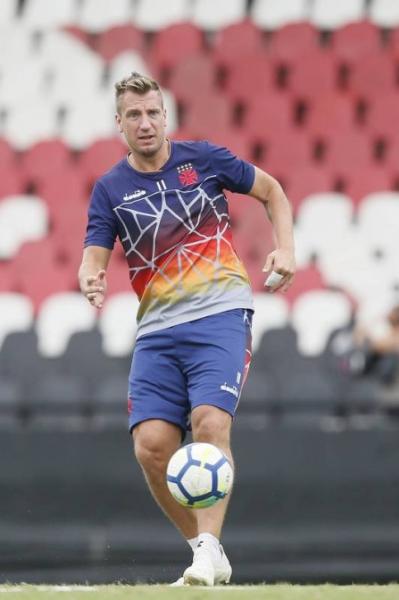 Maxi López é esperança do Vasco para jogo no Castelão