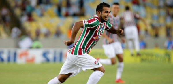 Sornoza comemora após marcar pelo Fluminense sobre o Vasco no Carioca