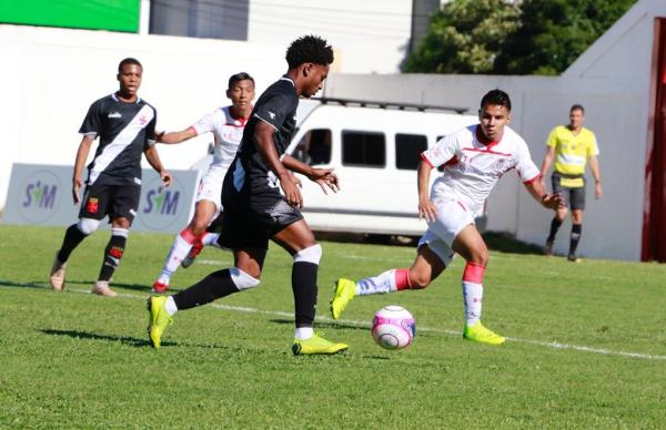 Cayo Tenório foi um dos destaques do Vasco diante do Toluca