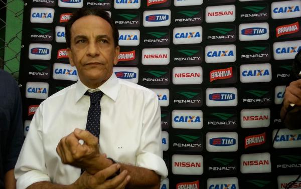 Albino Pinto entrou com denúncia contra Campello