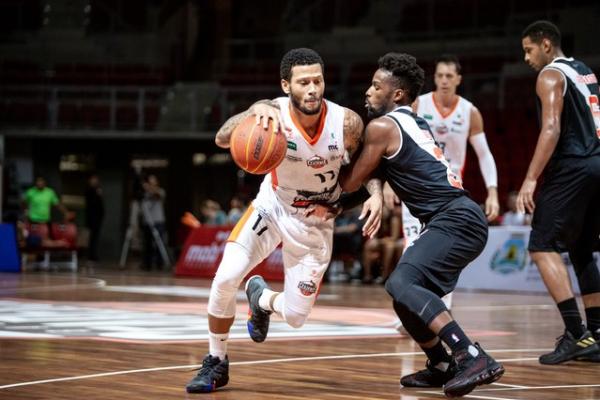 Basquete Cearense x Vasco da Gama