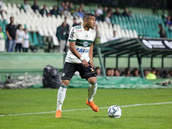 Yan Sasse pode ser negociado pelo Coritiba para próxima temporada