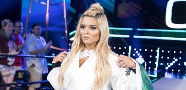 Taynara virou estrela do WWE, esporte que é febre nos EUA e conta com Ronda Rousey