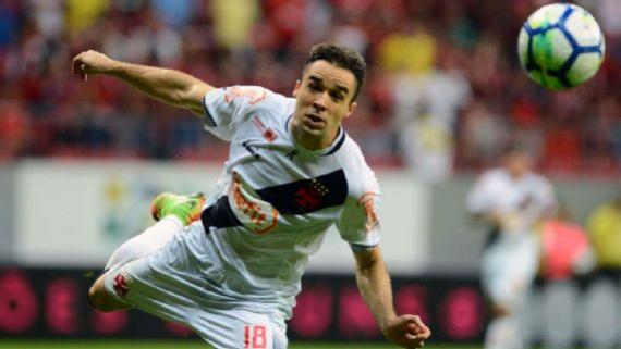 Lenon jogou pelo Vasco no Brasileiro de 2018