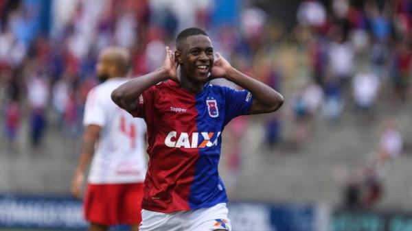 Jhonny Lucas é sonho de consumo do Vasco para 2019