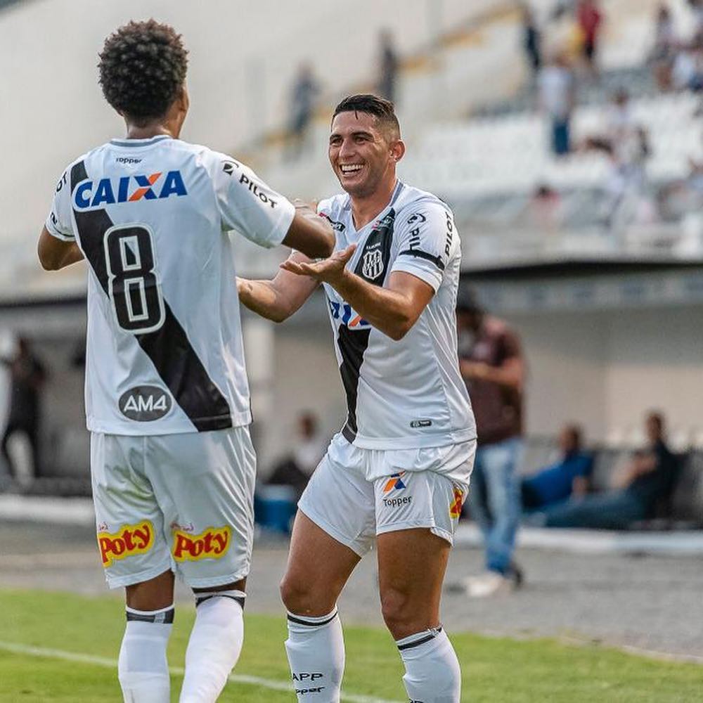 Herói da Ponte, Danilo Barcelos comenta esforço em campo: 'Consegui dar o  meu melhor' - Lance!