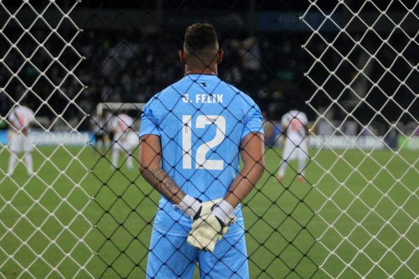Gabriel Félix possui contrato com o Vasco até fevereiro de 2021 e deve ser emprestado novamente