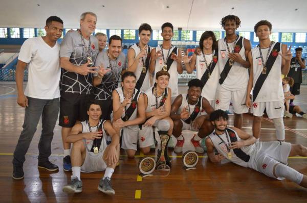 O Vasco se sagrou campeão do Torneio Aberto Sub-16