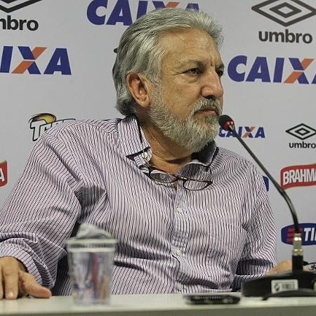 Vice de futebol do Vasco, José Luiz Moreira tem tomado frente de algumas negociações