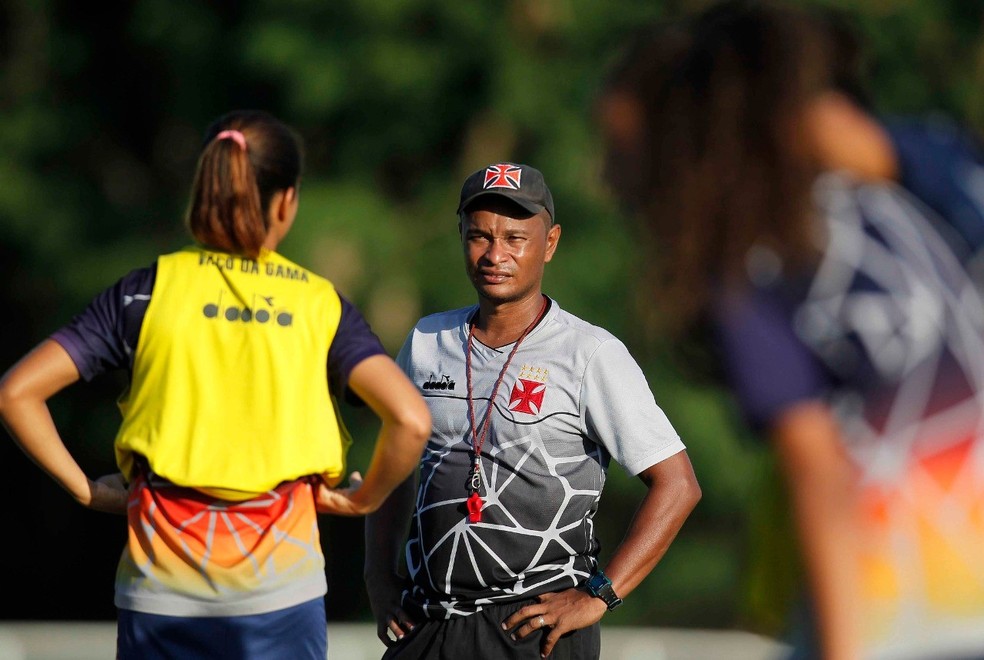 Antony Menezes, técnico do time feminino do Vasco