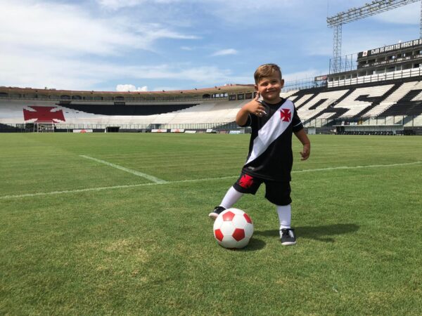 NETVASCO - Torcedor vascaíno poderá adquirir faixa do Vasco