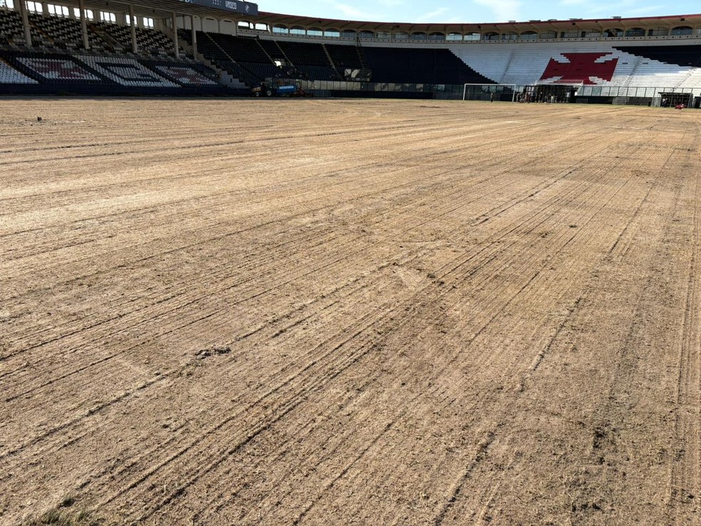 Foto do estádio de São Januário após remoção do gramado — Foto: Divulgação