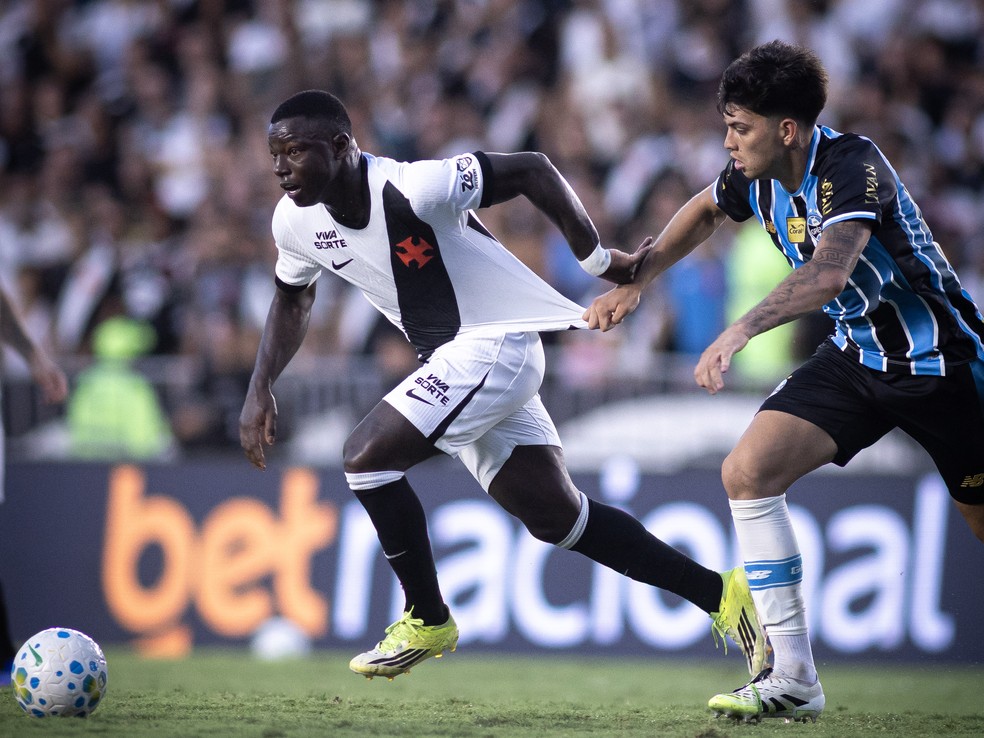 Em enquete, torcedores preferem Marino como substituto de Andrés Gómez contra o Coritiba Em enquete, torcedores preferem Marino como substituto de Andrés Gómez contra o Coritiba