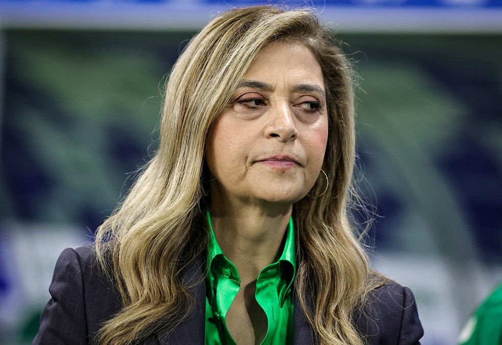 Leila Pereira antes de Palmeiras x Santos — Foto: Fabio Giannelli/AGIF