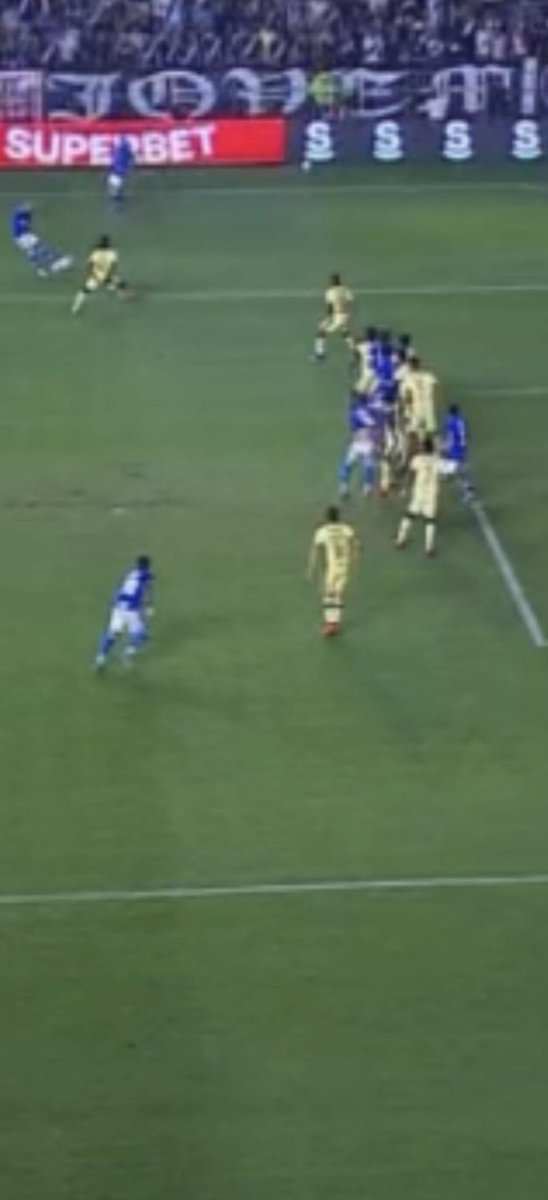 Cruzeiro teve gol validado por tecnologia de impedimento semiautomático; veja imagem de transmissão